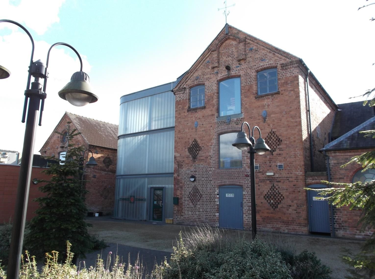 A458, Welshpool for lease Primary Photo- Image 1 of 2