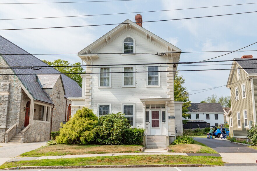 326 Main St, Yarmouth, ME for lease - Primary Photo - Image 1 of 8