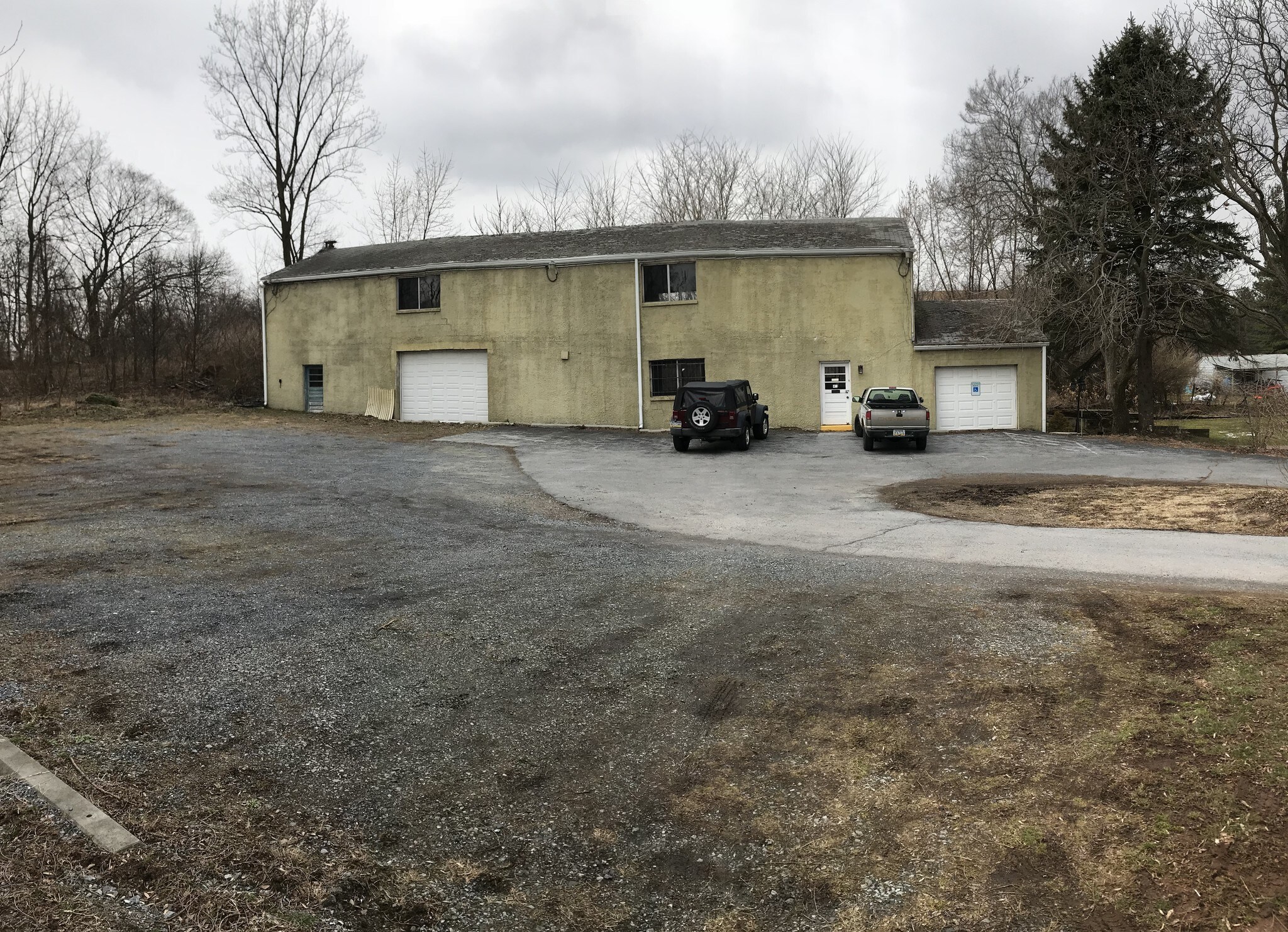 1056 Old Swede Rd, Douglassville, PA for sale Primary Photo- Image 1 of 5