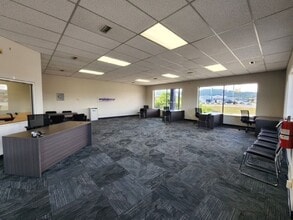 30 Plaza Ln, Oxford, AL for lease Interior Photo- Image 1 of 9