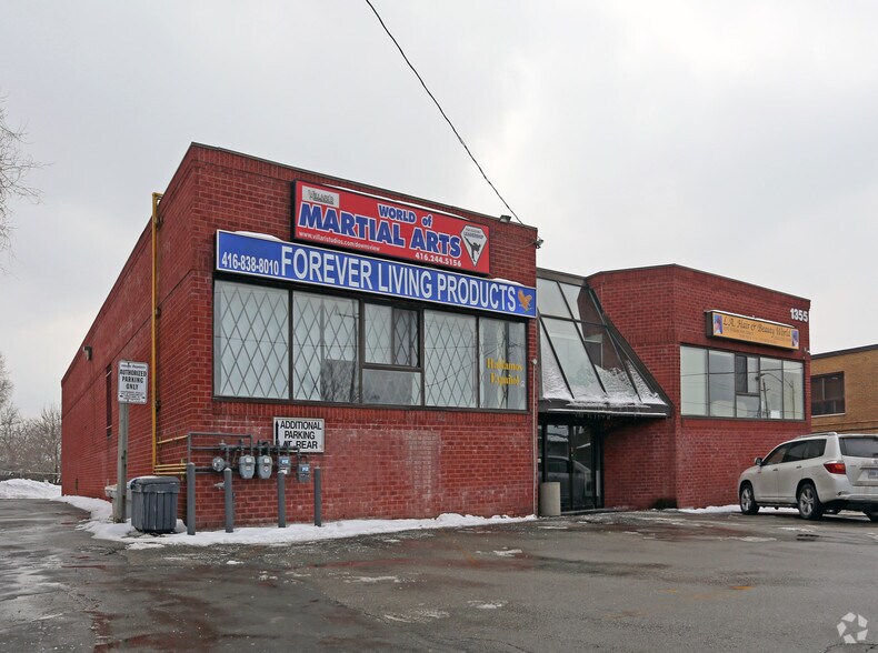 1355 Wilson Ave, Toronto, ON for sale - Primary Photo - Image 1 of 1