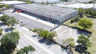 Plus de détails pour 2001 Australian Ave, Riviera Beach, FL - Industriel à louer