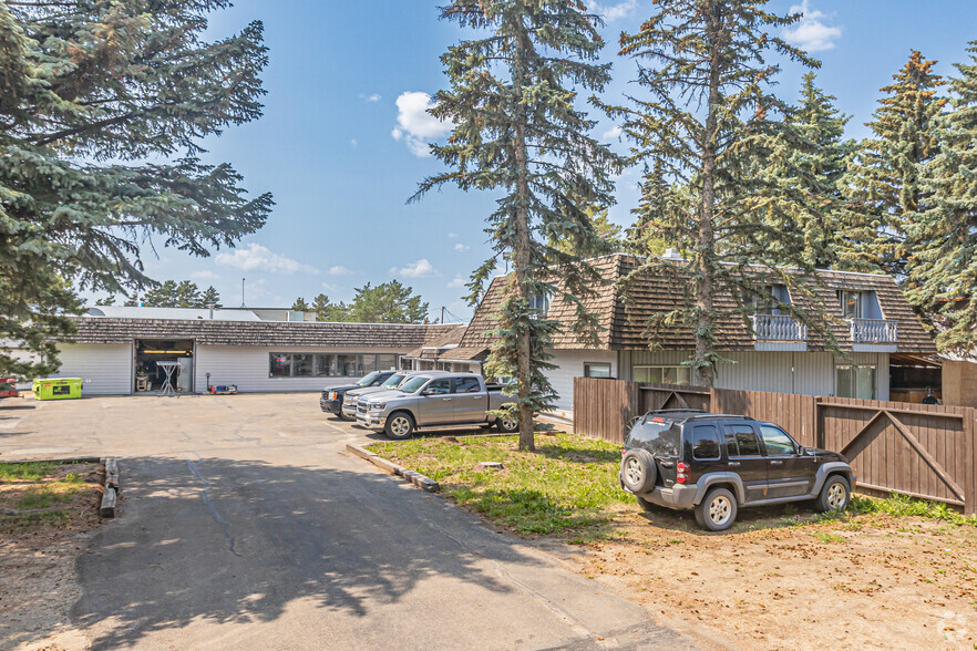 70 Oswald Dr, Spruce Grove, AB for sale - Building Photo - Image 1 of 14