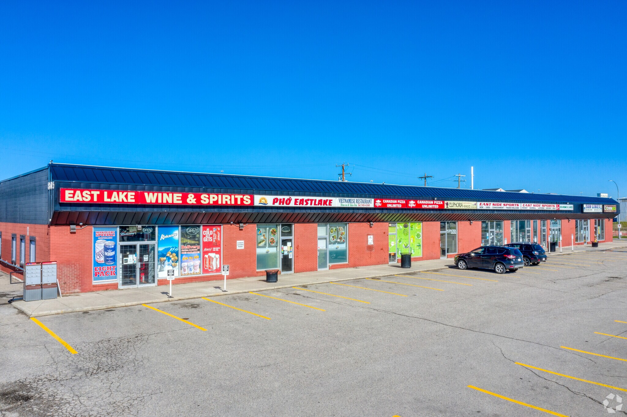 805 East Lake Blvd NE, Airdrie, AB à vendre Photo du bâtiment- Image 1 de 1