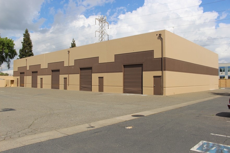 1820 Diesel Dr, Sacramento CA - Warehouse