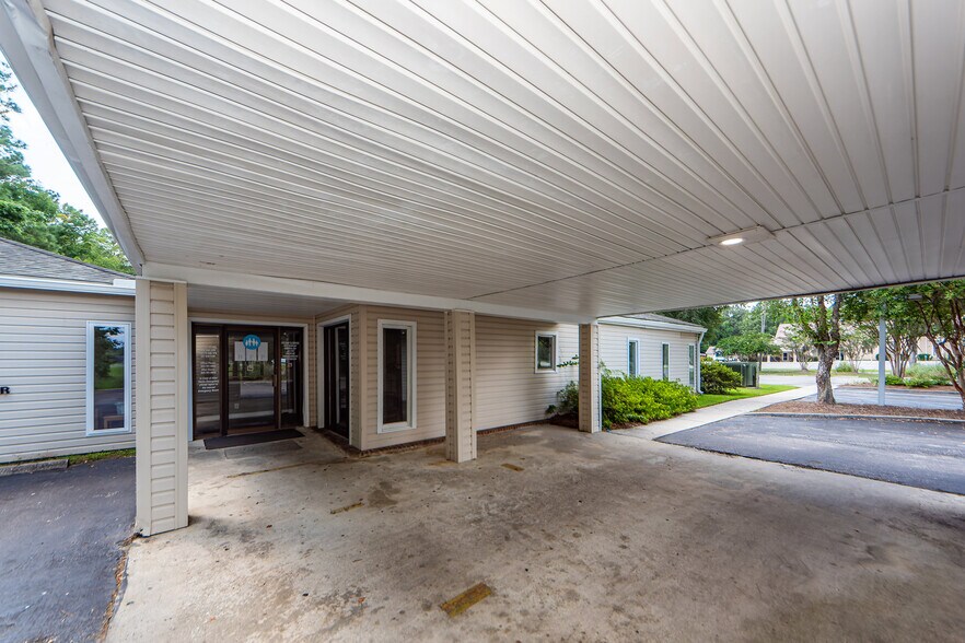 2061 Highway 52, Moncks Corner, SC à vendre - Photo du bâtiment - Image 2 de 10