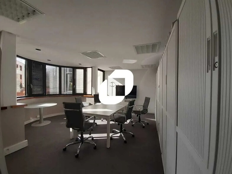 3 Bis Rue Du Petit Robinson, Jouy-en-Josas à louer - Photo intérieure - Image 1 de 10