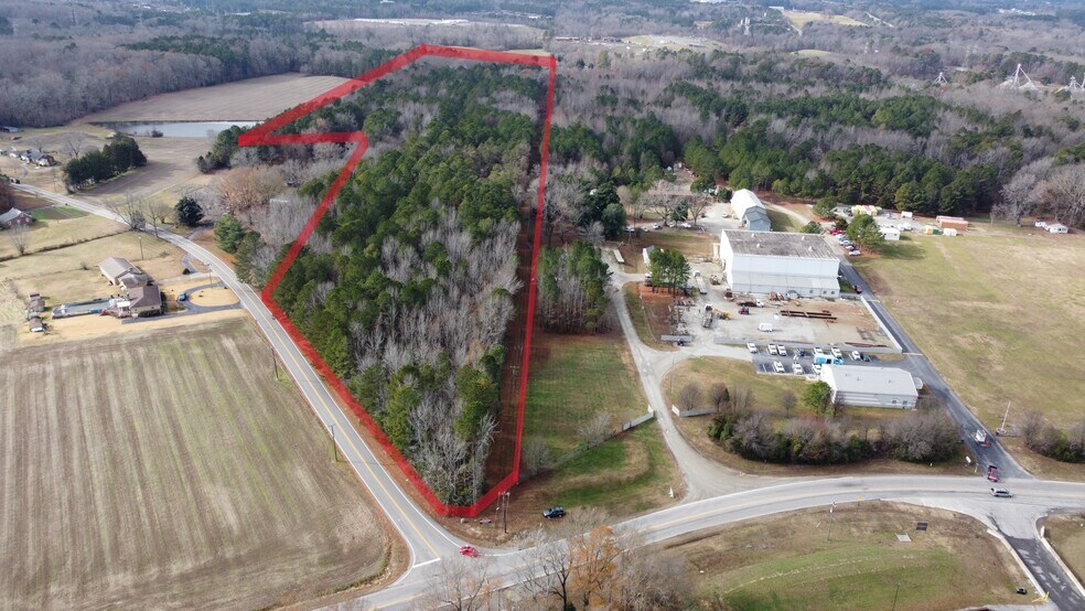 2200 Squirrel Level Rd, Petersburg, VA à vendre - Photo du bâtiment - Image 2 de 12