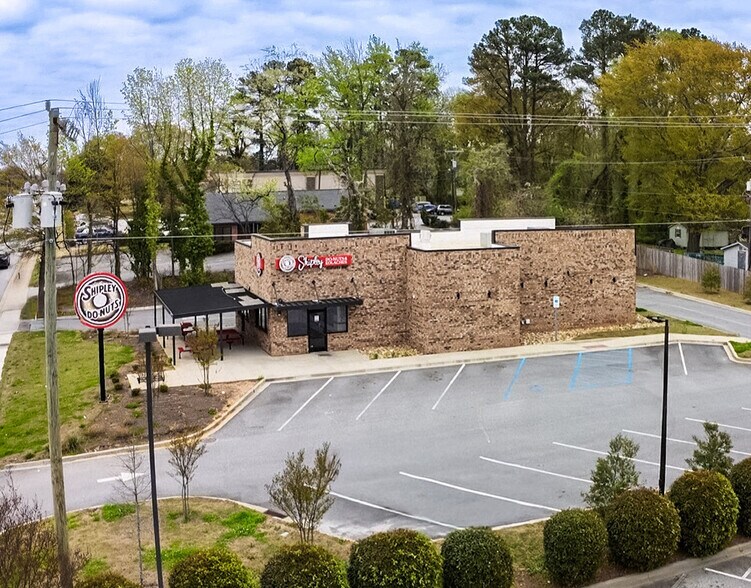 1631 John B White SR Blvd, Spartanburg, SC à louer - Photo du bâtiment - Image 2 de 2