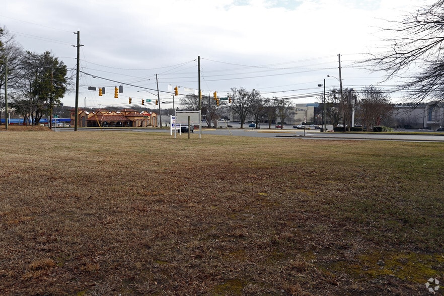 285 N New Hope Rd, Gastonia, NC for sale - Primary Photo - Image 1 of 2
