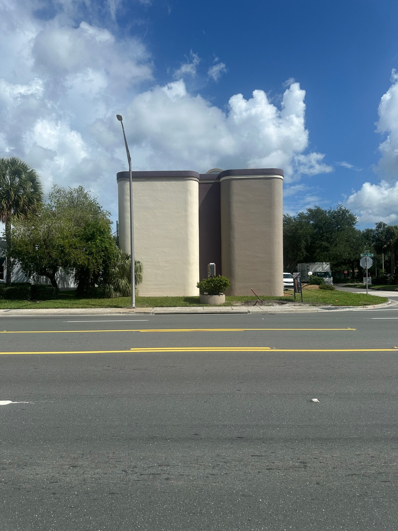 2904 Manatee Ave, Bradenton, FL for sale Building Photo- Image 1 of 3