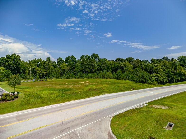 5575 Little Debbie Pky, Ooltewah, TN for sale - Building Photo - Image 2 of 25