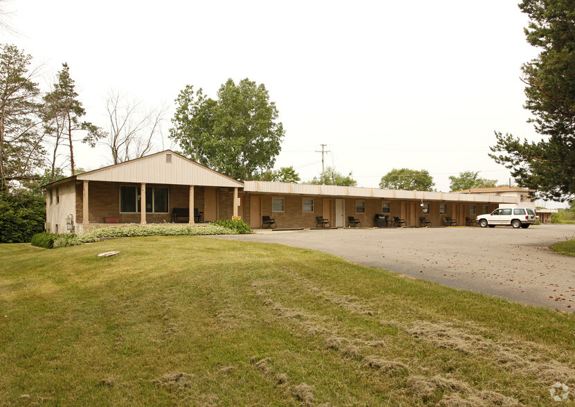 4495 W Grand River Ave, Howell, MI for sale - Primary Photo - Image 1 of 1