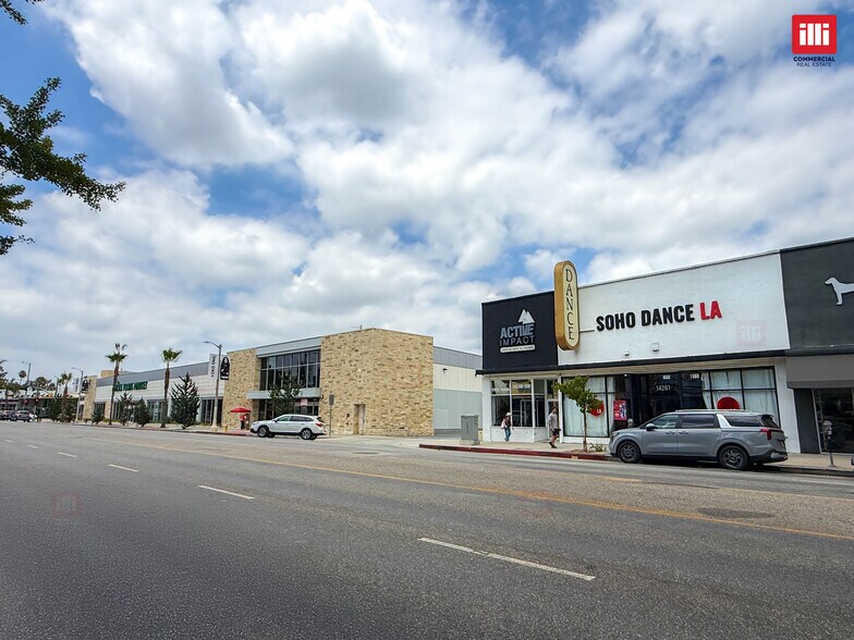 14257-14267 Ventura Blvd, Sherman Oaks, CA à louer - Photo du bâtiment - Image 3 de 9