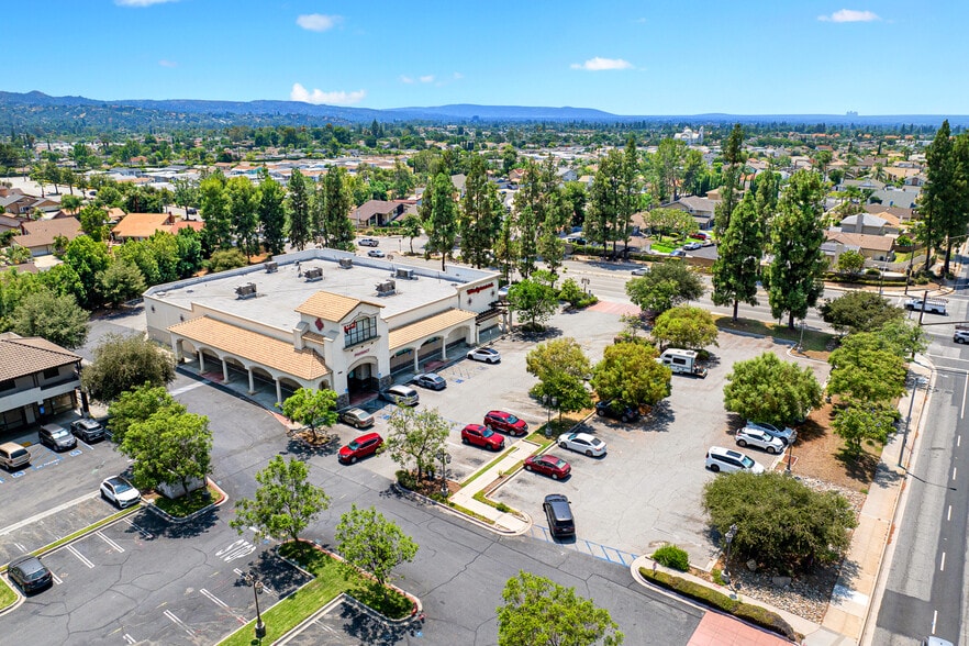 1086 W Arrow Hwy, San Dimas, CA for lease - Building Photo - Image 3 of 19