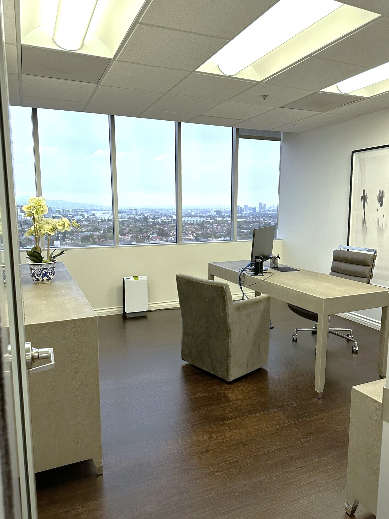 2080 Century Park E, Los Angeles, CA for lease Building Photo- Image 1 of 6