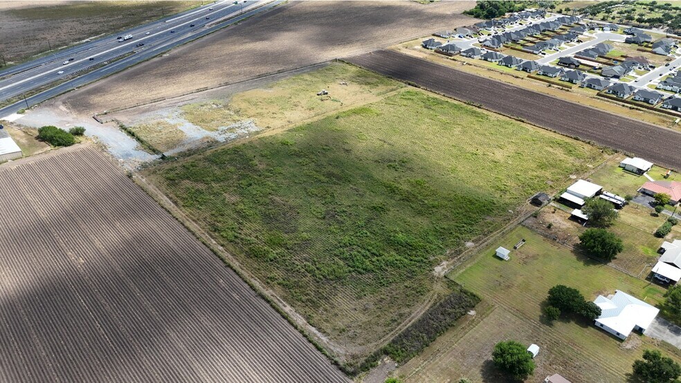 13432 United States Highway 83 Expressway, La Feria, TX for sale - Building Photo - Image 2 of 7