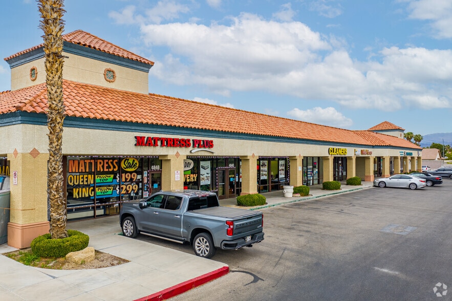 4810-4920 W Lone Mountain Rd, Las Vegas, NV for lease - Primary Photo - Image 1 of 9
