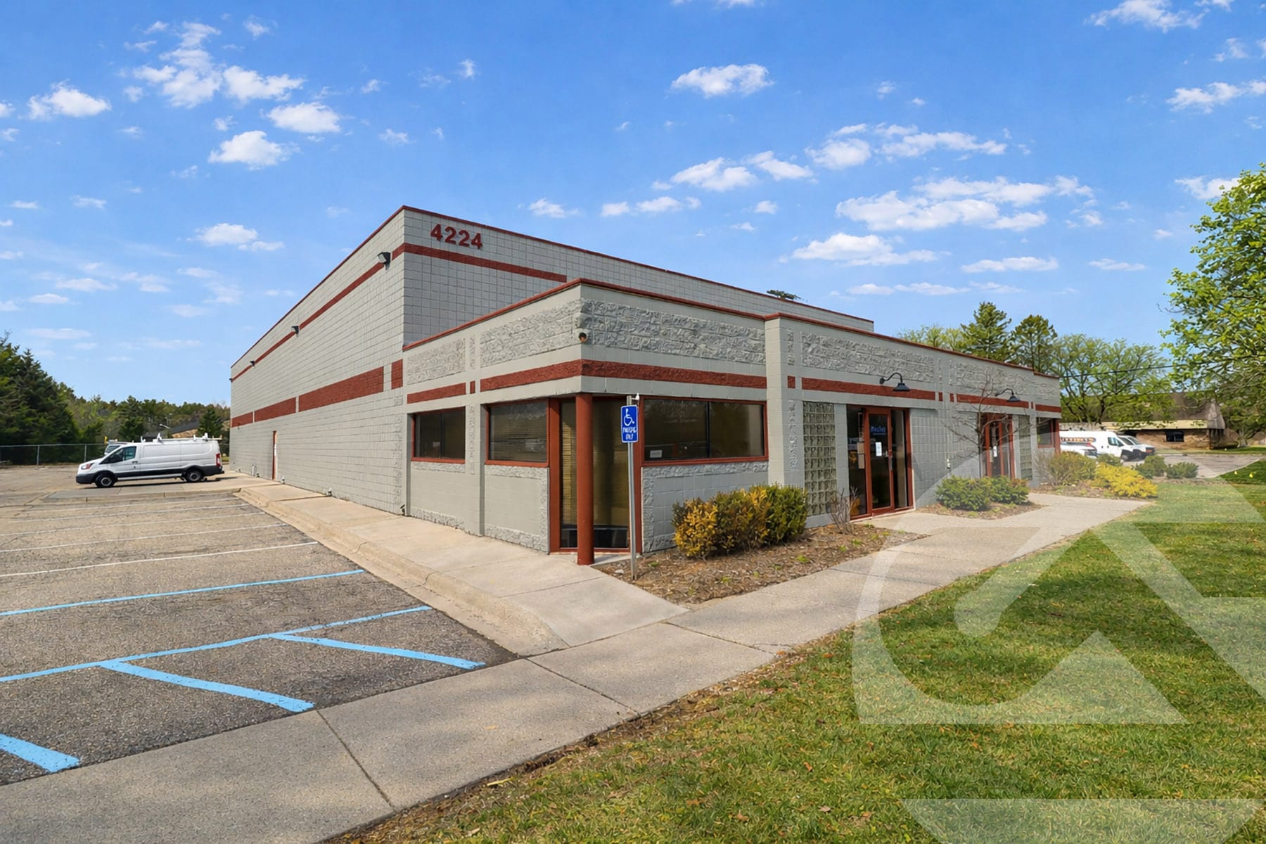 4224 Martin Rd, Commerce Township, MI for lease Primary Photo- Image 1 of 5