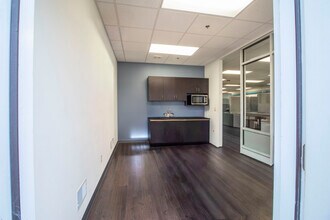 95 Canal Landing Blvd, Rochester, NY for lease Interior Photo- Image 2 of 34