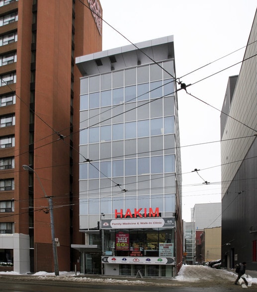 55 Dundas St E, Toronto, ON for lease - Primary Photo - Image 1 of 5