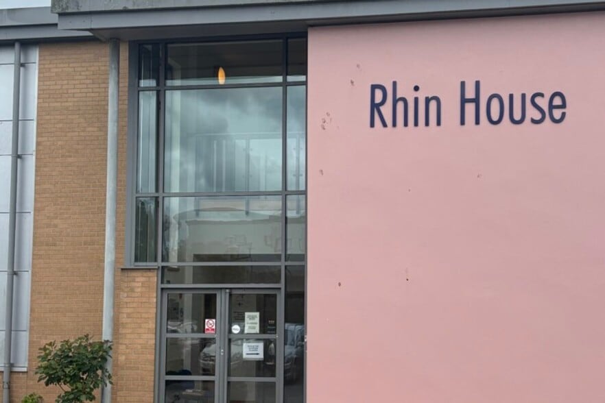 24 William Prance Rd, Plymouth for lease - Building Photo - Image 2 of 3