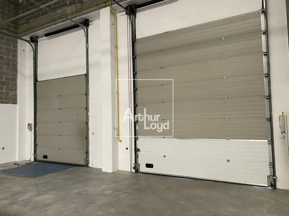 Bureau dans Moissy-Cramayel à louer Photo intérieure- Image 1 de 7