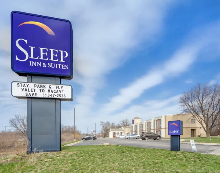 2525 Abbott Dr, Omaha, NE à vendre - Photo du bâtiment - Image 2 de 11