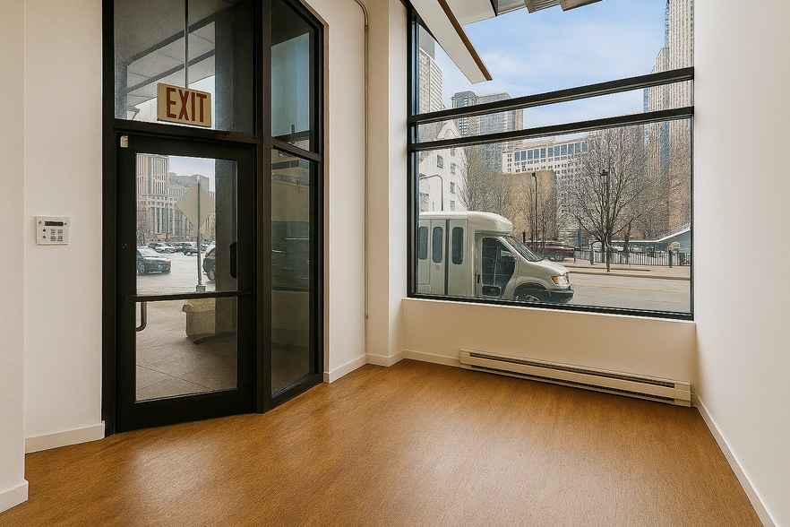 161 W Harrison St, Chicago, IL à vendre - Photo du bâtiment - Image 2 de 26