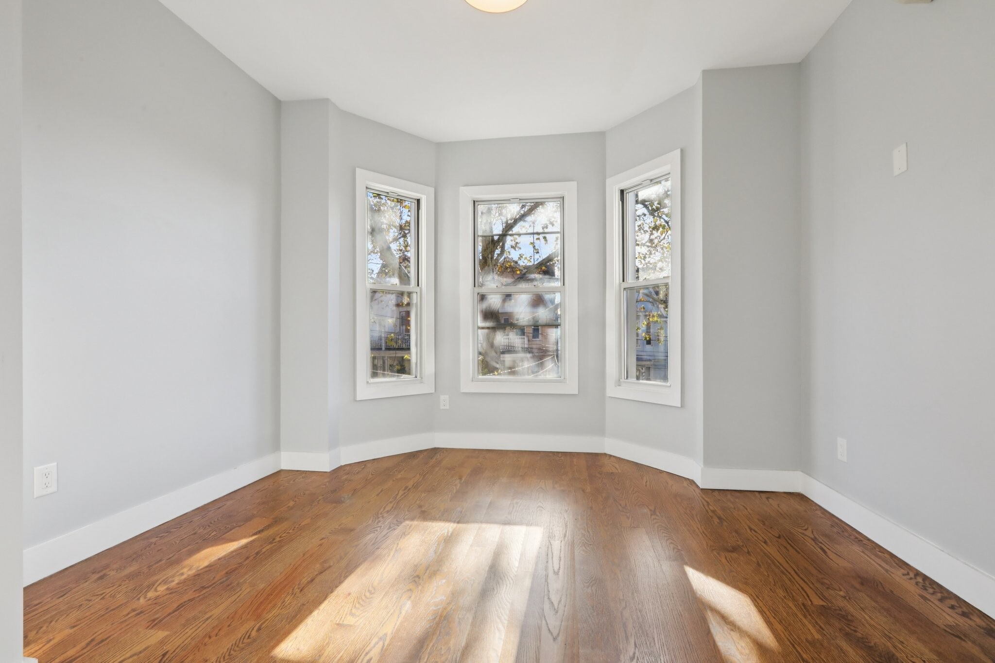 112 Duncan Ave, Jersey City, NJ for sale Primary Photo- Image 1 of 44