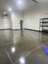 524 Miller Rd, Clifton Park, NY for lease Building Photo- Image 2 of 3