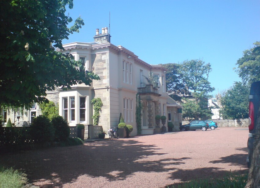 52 Racecourse Rd, Ayr à vendre Photo du bâtiment- Image 1 de 2