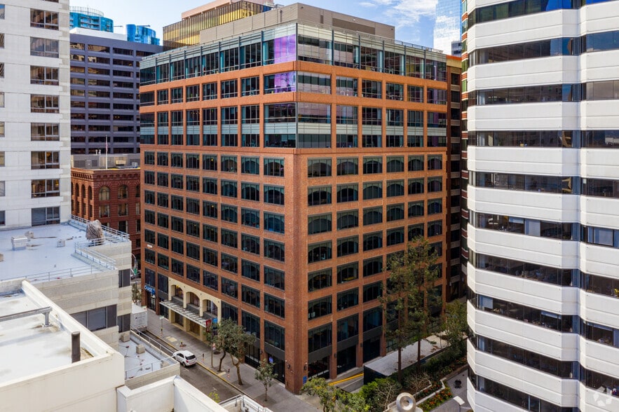 188 Spear St, San Francisco, CA à louer - Photo du bâtiment - Image 2 de 14