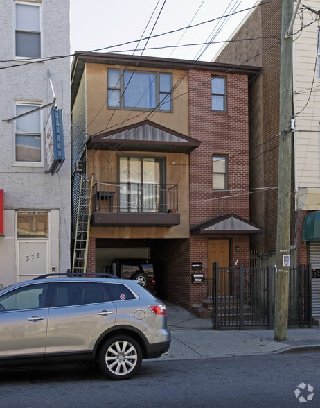 374 Summit Ave, Jersey City, NJ for sale - Building Photo - Image 2 of 2