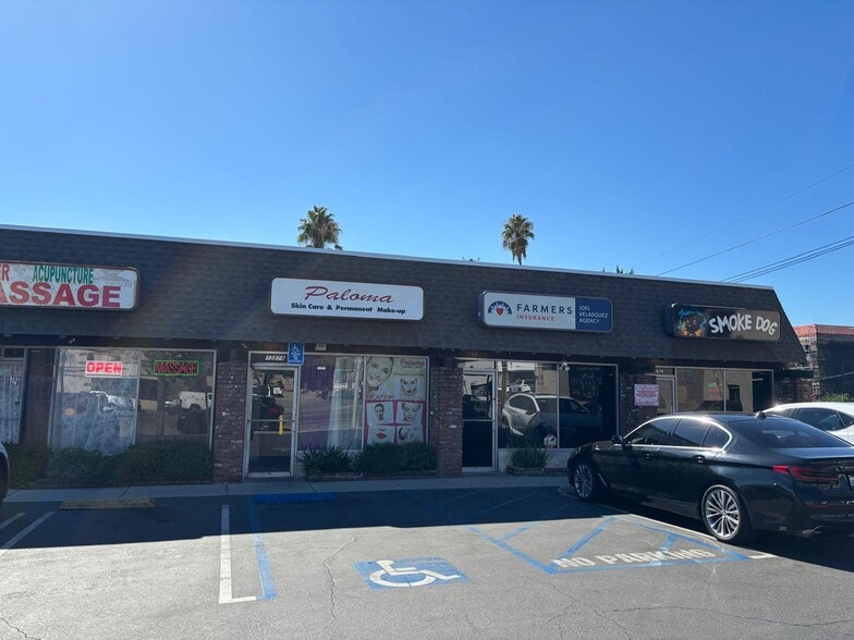 13872-13880 Foothill Blvd, Sylmar, CA for lease - Building Photo - Image 1 of 5