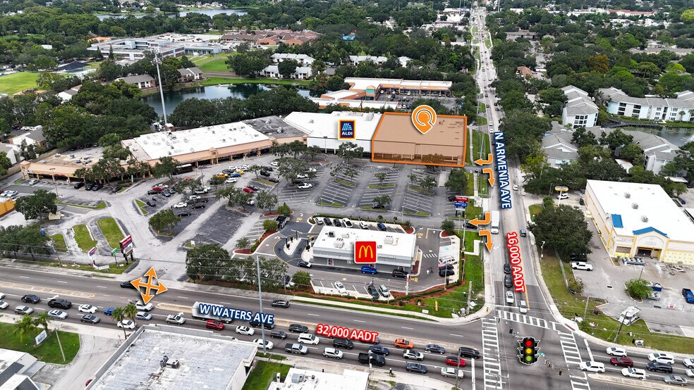8408-8438 N Armenia Ave, Tampa, FL à louer - Photo du bâtiment - Image 3 de 14