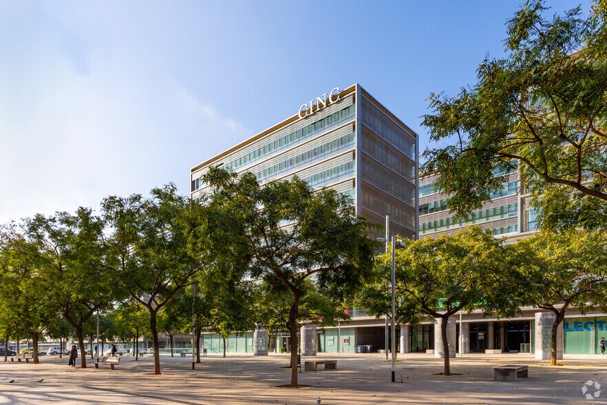 Carrer de Llull, 331, Barcelona, Barcelona for lease - Building Photo - Image 2 of 8