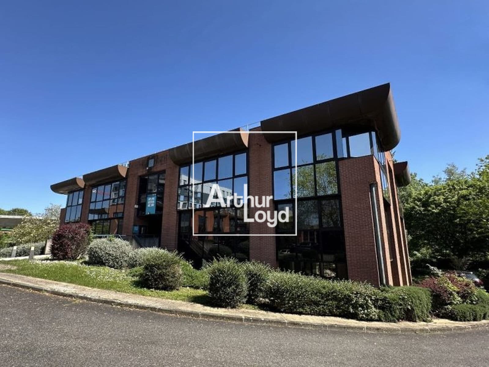 1202 Avenue L'Occitane, Labège for lease Building Photo- Image 1 of 13