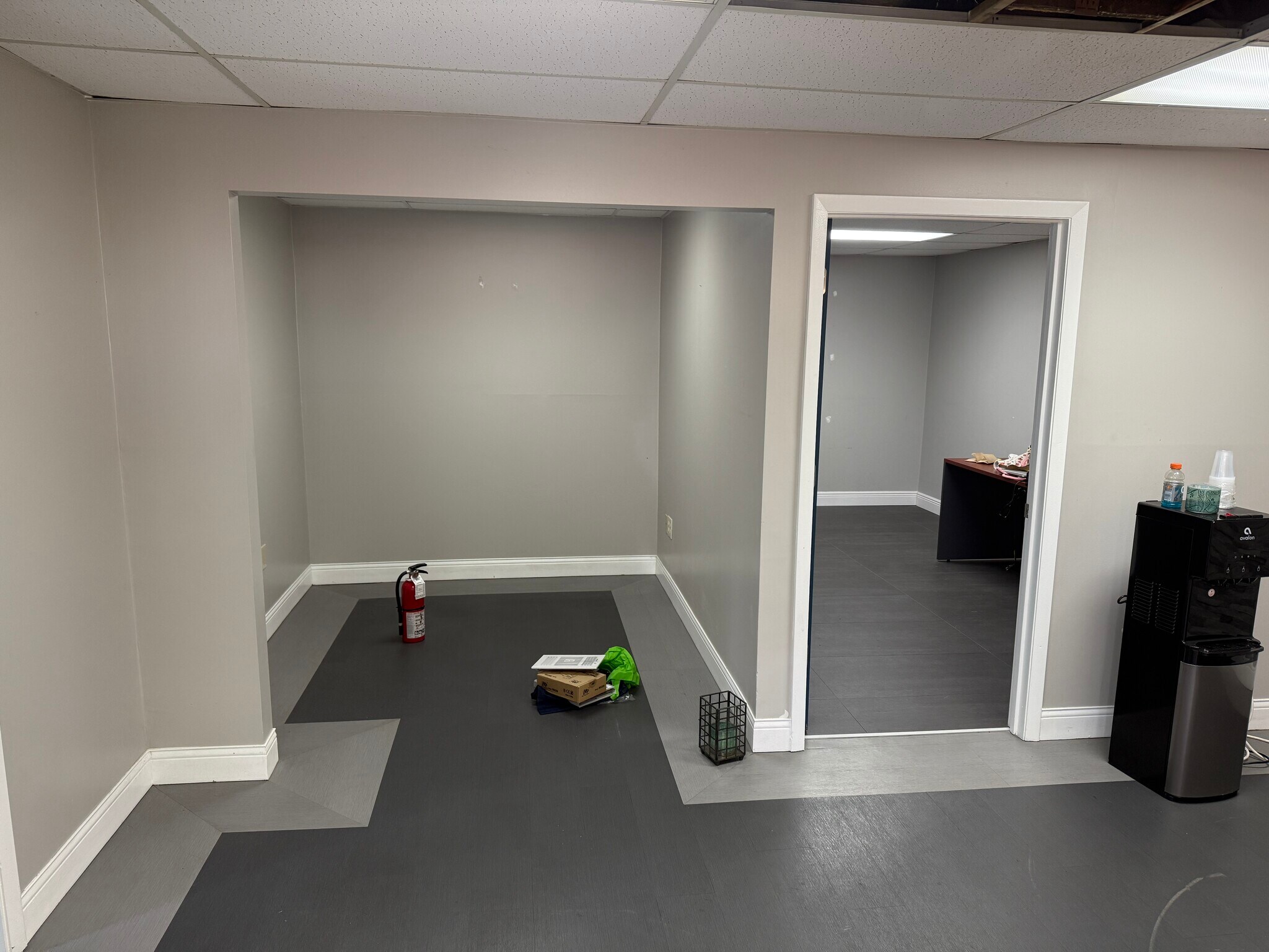 337-379 SW 13th Ave, Pompano Beach, FL for lease Interior Photo- Image 1 of 3