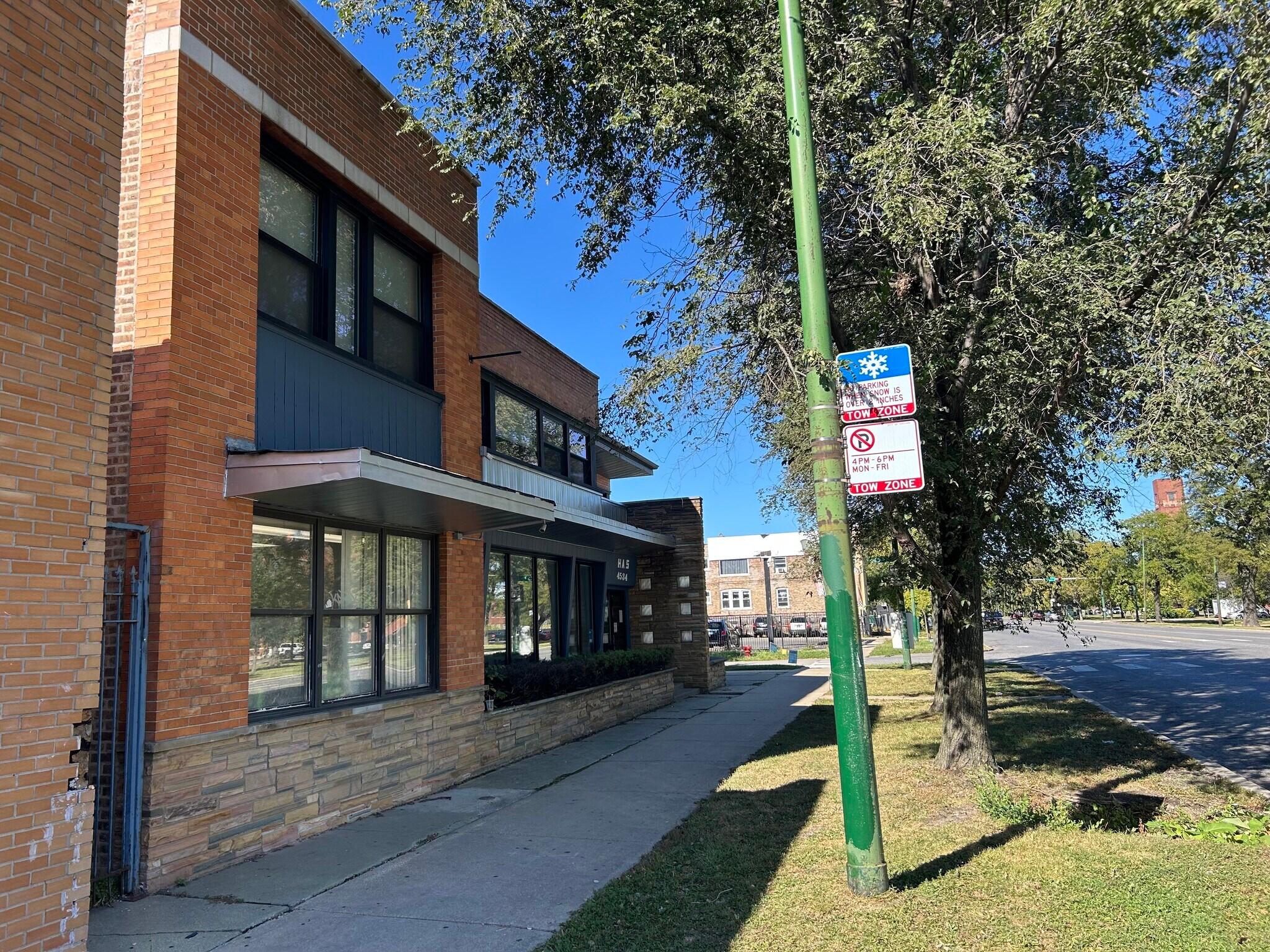 4534 S Western Ave, Chicago, IL for lease Building Photo- Image 1 of 13