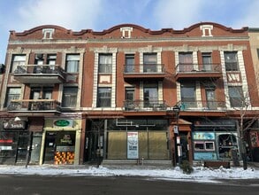 2117-2129 Du E, Mont-Royal, QC à louer Photo du bâtiment- Image 1 de 1