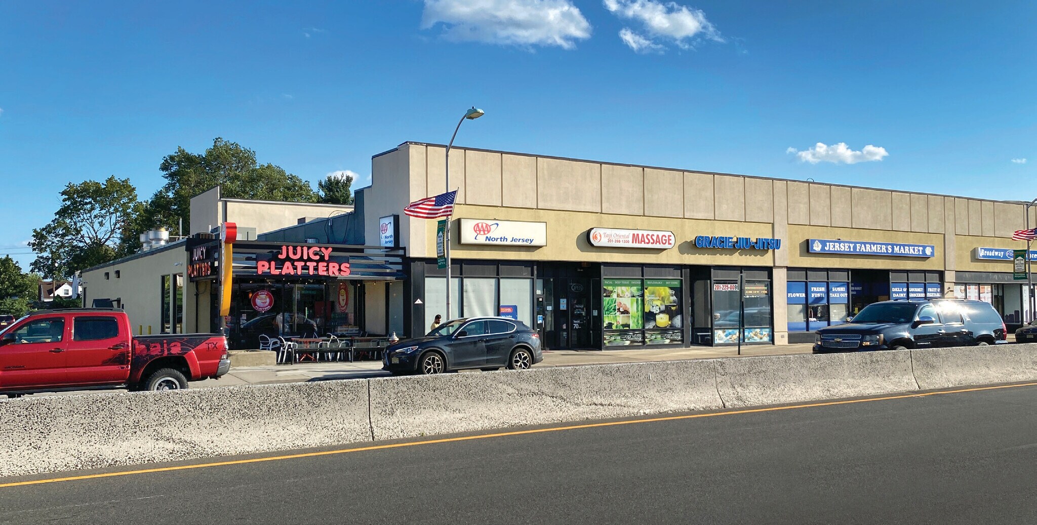 23-16 Broadway, Fair Lawn, NJ à louer Photo du bâtiment- Image 1 de 2