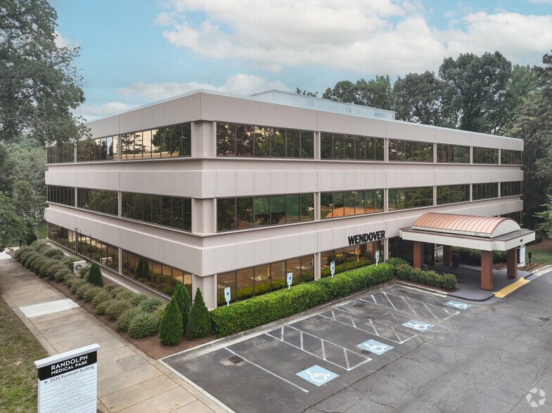 3541 Randolph Rd, Charlotte, NC à louer - Photo du bâtiment - Image 2 de 22