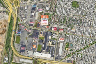 2201 W Oregon Ave, Philadelphia, PA à louer Photo du bâtiment- Image 2 de 4