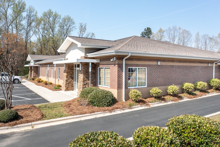 2090 S US 29 Hwy, China Grove, NC à louer - Photo du bâtiment - Image 3 de 10