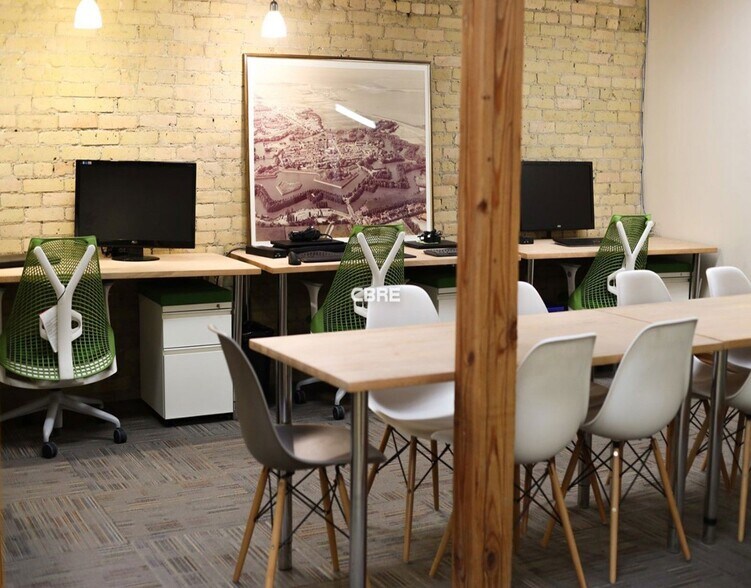 46-50 Princess St, Winnipeg, MB à vendre - Photo intérieure - Image 2 de 3