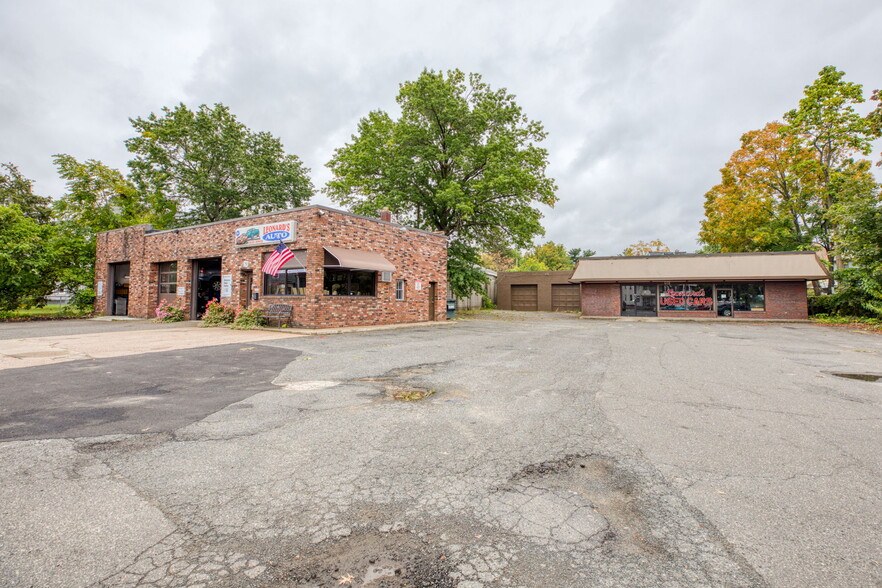 288 Allen St, Springfield, MA à vendre - Photo du bâtiment - Image 1 de 1