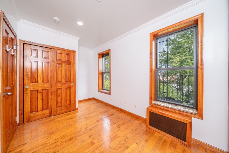 169-175 E 101st St, New York, NY for sale - Building Photo - Image 2 of 20