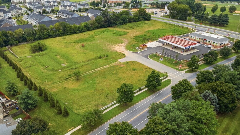 6489 Corporate Dr, Frederick, MD for sale - Building Photo - Image 3 of 10