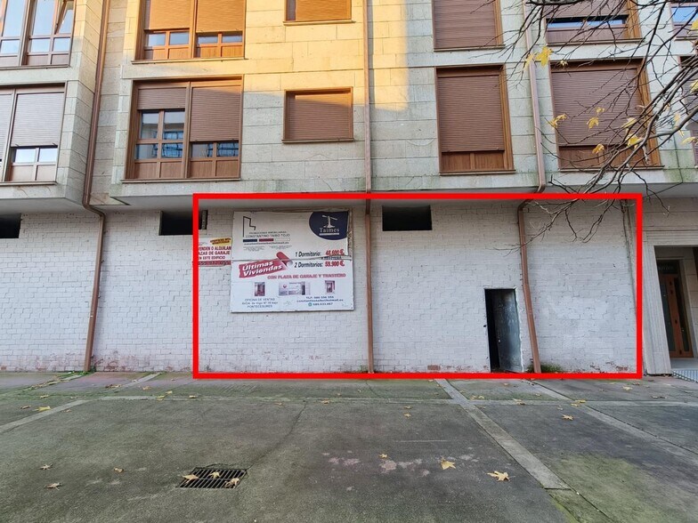 Commerce de détail dans Pontecesures à vendre - Photo du bâtiment - Image 2 de 18